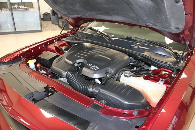 2017 Dodge Challenger Image 12