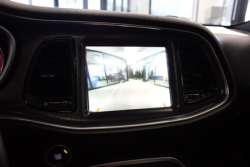 2017 Dodge Challenger Image 25