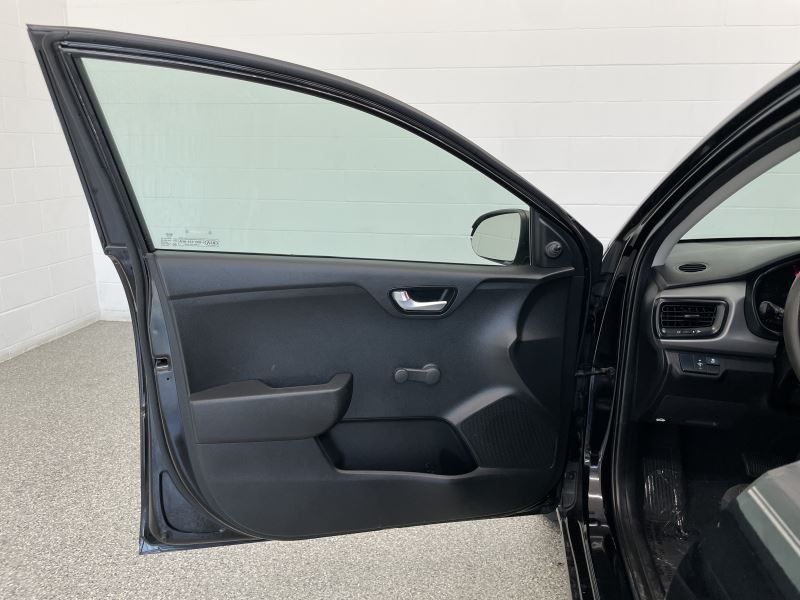 2018 Kia Rio Image 11