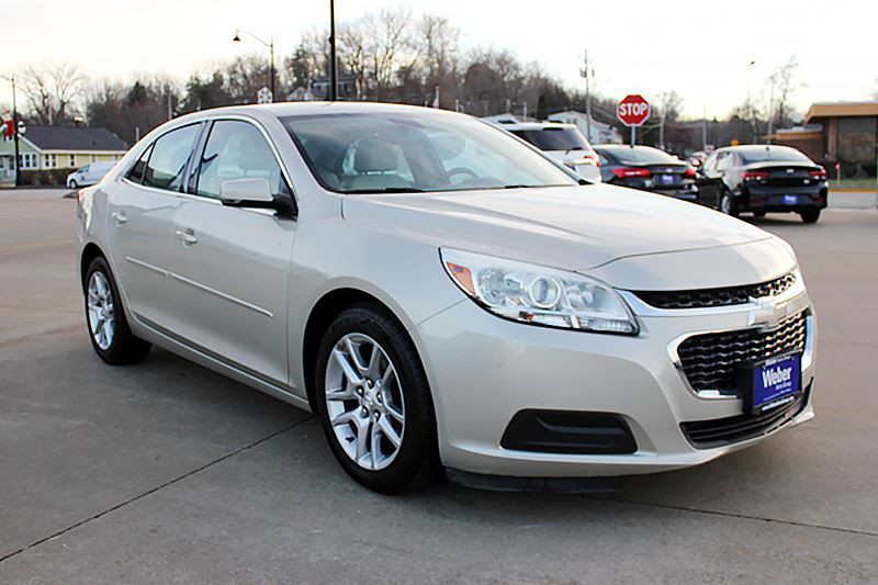 2015 Chevrolet Malibu Image 4