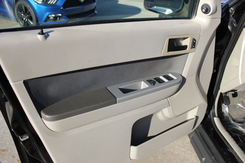 2009 Ford Escape Image 13