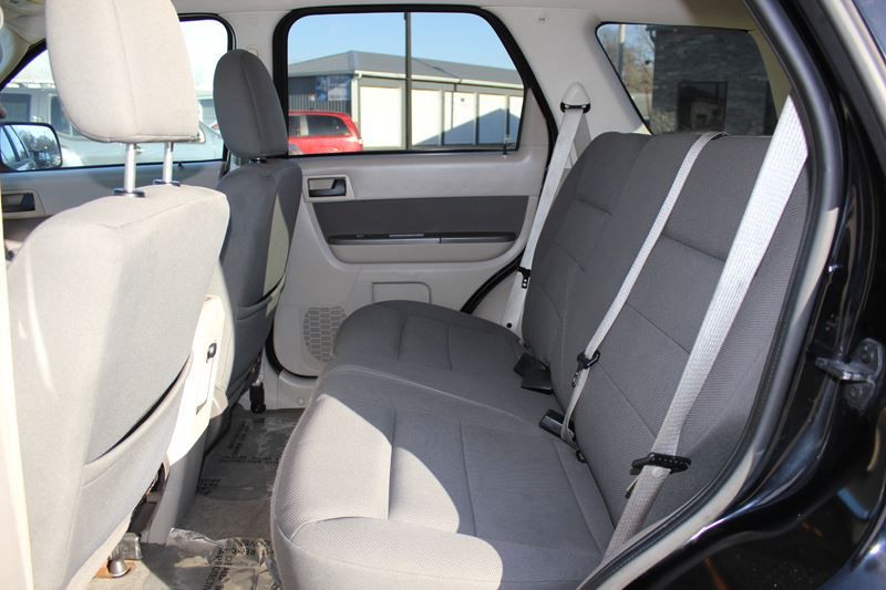 2009 Ford Escape Image 16