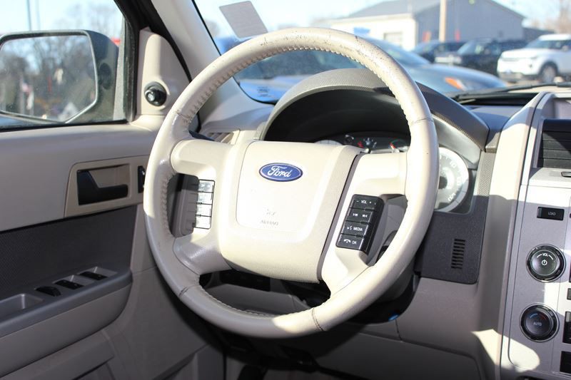 2009 Ford Escape Image 21