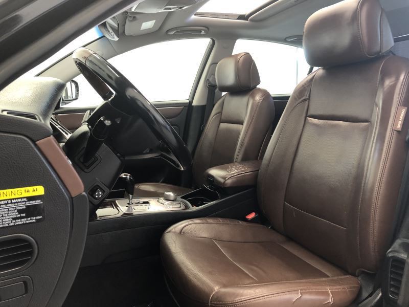 2010 Hyundai Genesis Image 8