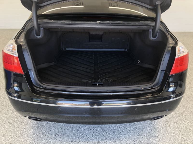 2010 Hyundai Genesis Image 10