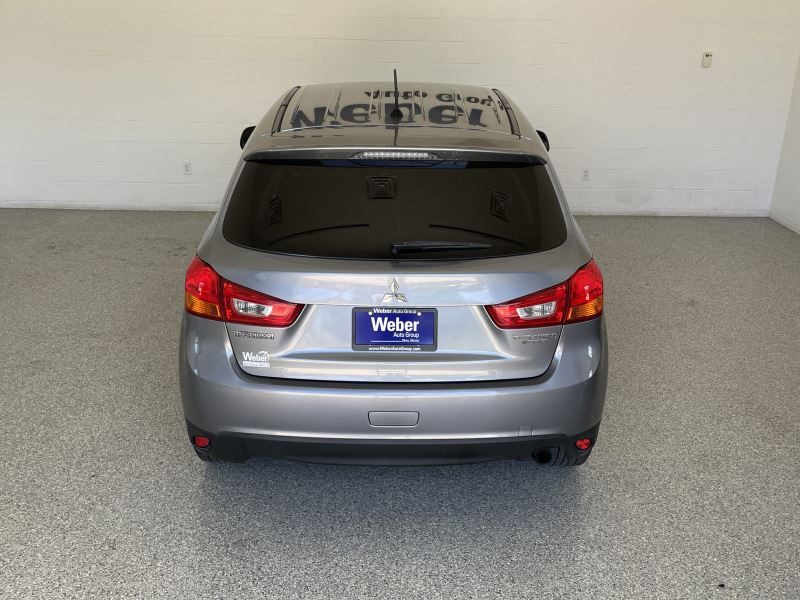 2015 Mitsubishi Outlander Image 9