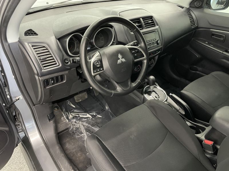 2015 Mitsubishi Outlander Image 14