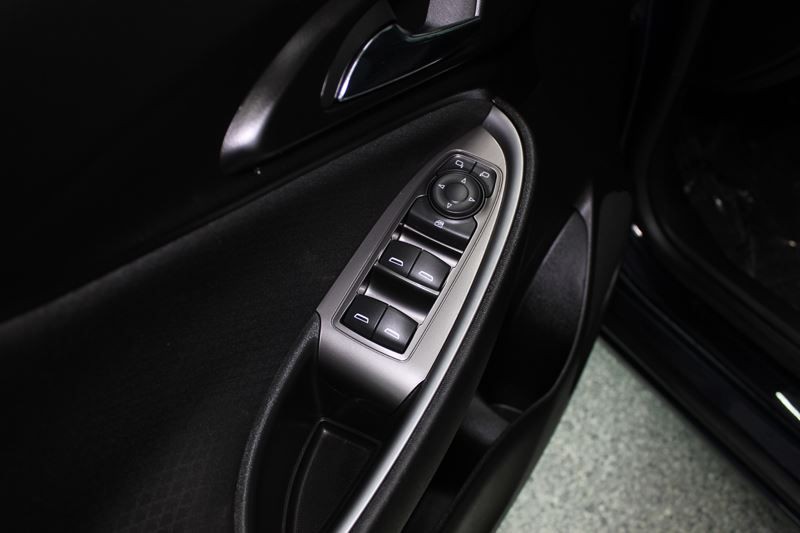 2018 Chevrolet Malibu Image 11