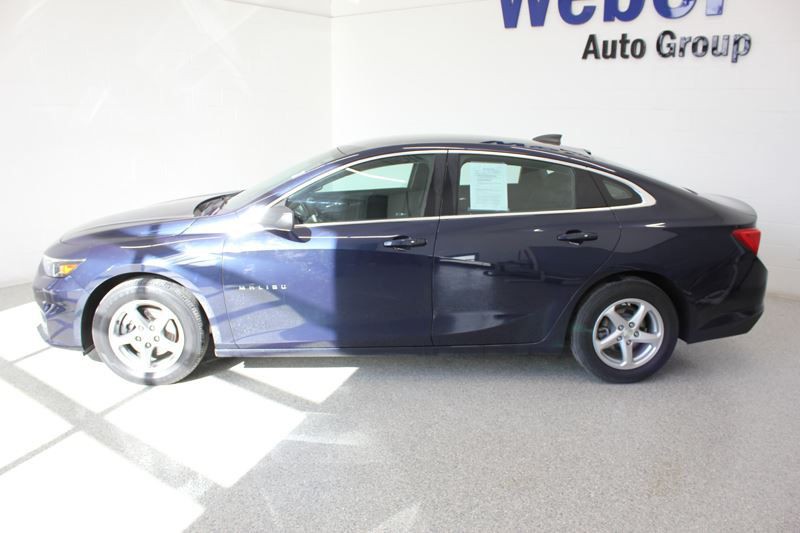 2018 Chevrolet Malibu Image 3