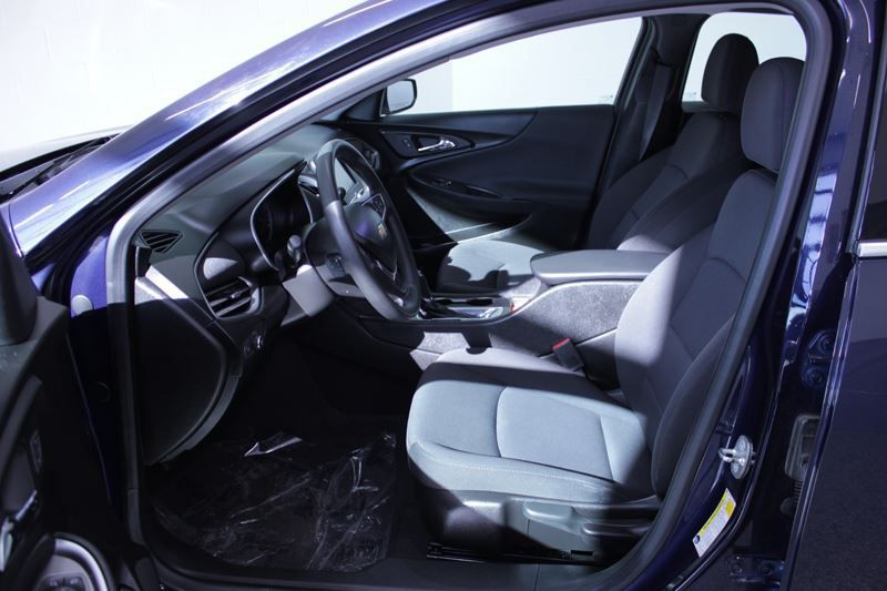 2018 Chevrolet Malibu Image 14