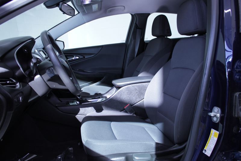 2018 Chevrolet Malibu Image 16