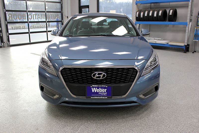 2016 Hyundai Sonata Image 3