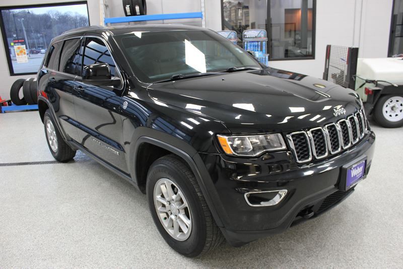 2018 Jeep Grand Cherokee Image 2