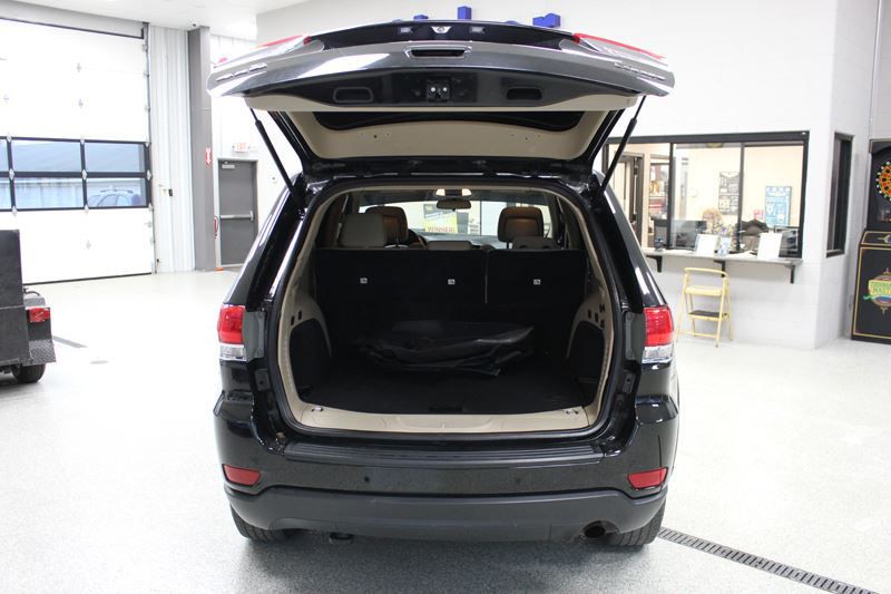 2018 Jeep Grand Cherokee Image 9