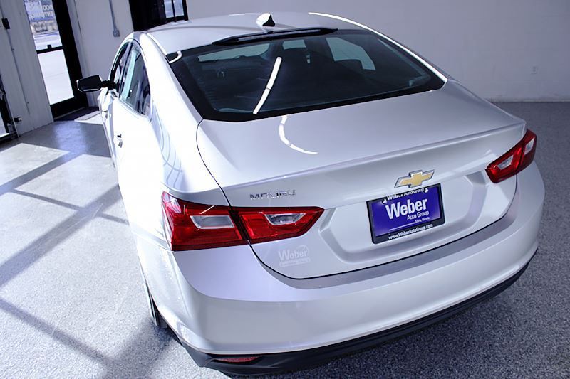 2018 Chevrolet Malibu Image 8