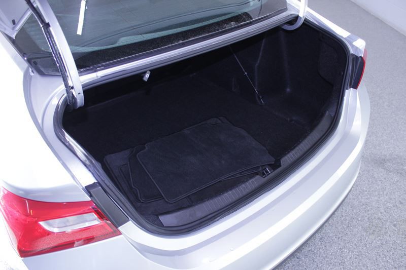 2018 Chevrolet Malibu Image 11