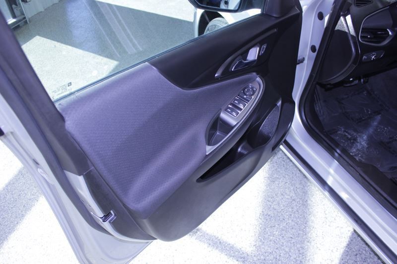 2018 Chevrolet Malibu Image 12