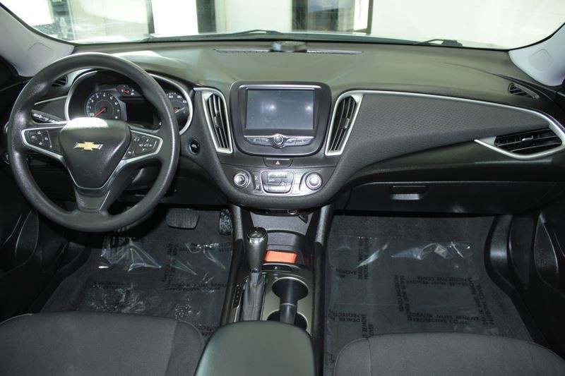 2018 Chevrolet Malibu Image 19