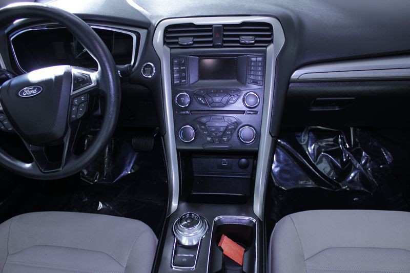 2018 Ford Fusion Image 17