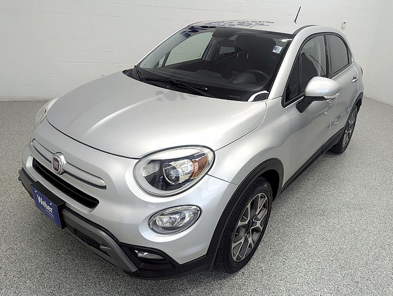 2016 FIAT 500 Image 4