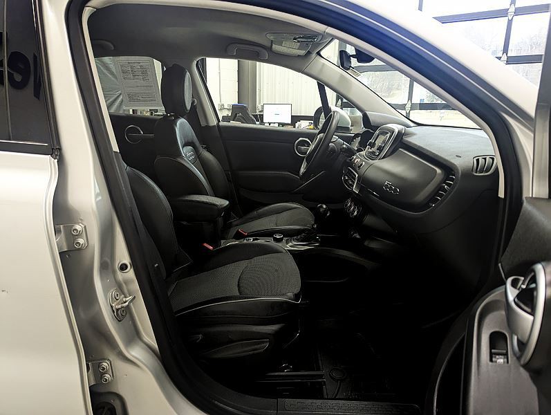 2016 FIAT 500 Image 14