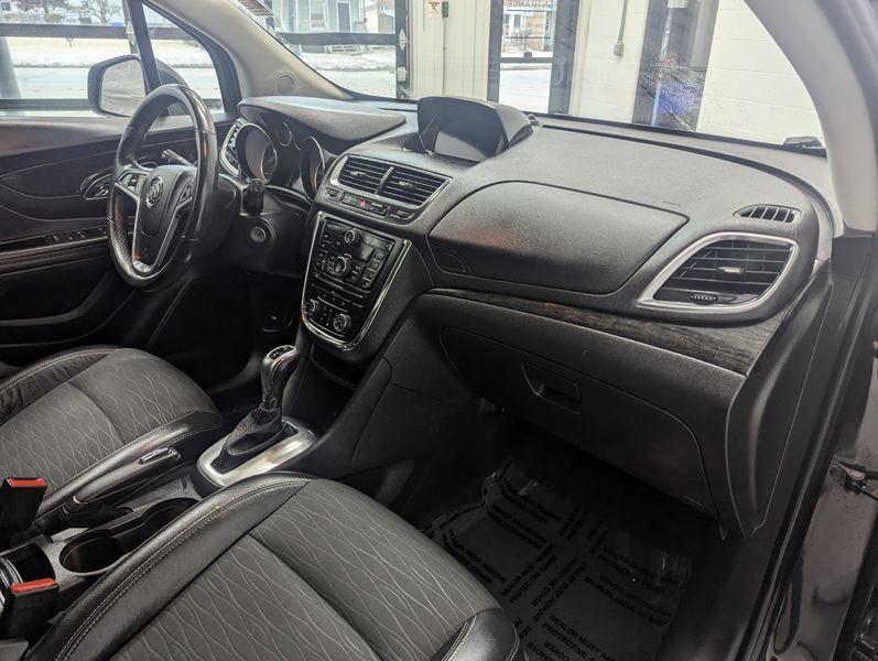 2016 Buick Enclave Image 17