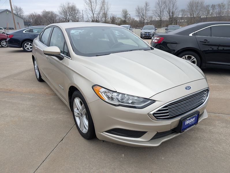 2018 Ford Fusion Image 2