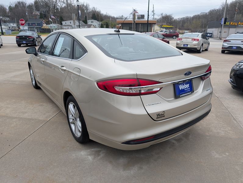 2018 Ford Fusion Image 8