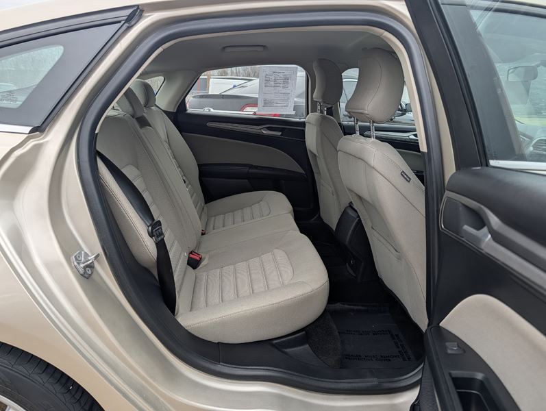 2018 Ford Fusion Image 21