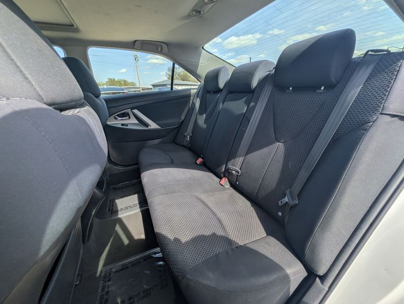 2010 Toyota Camry Image 20