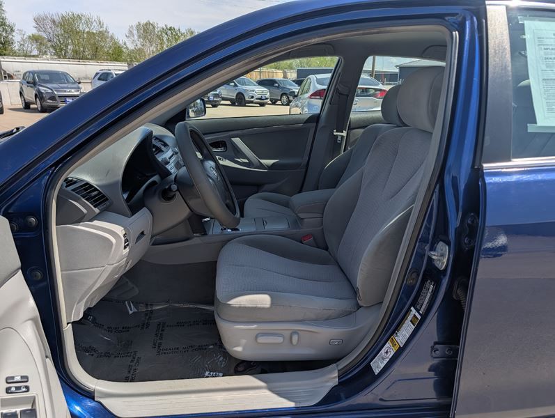2011 Toyota Camry Image 14