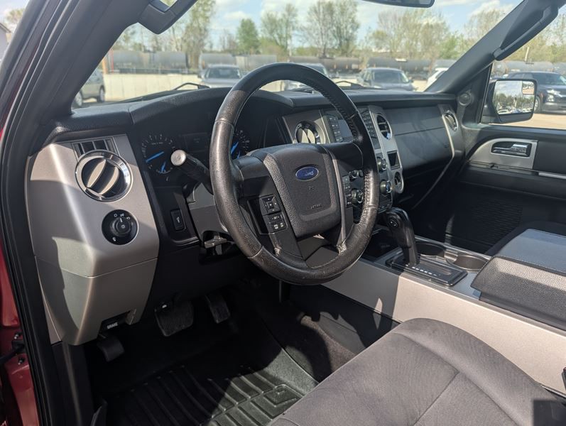 2015 Ford Expedition Image 17