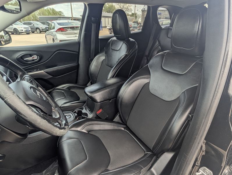 2019 Jeep Cherokee Image 15