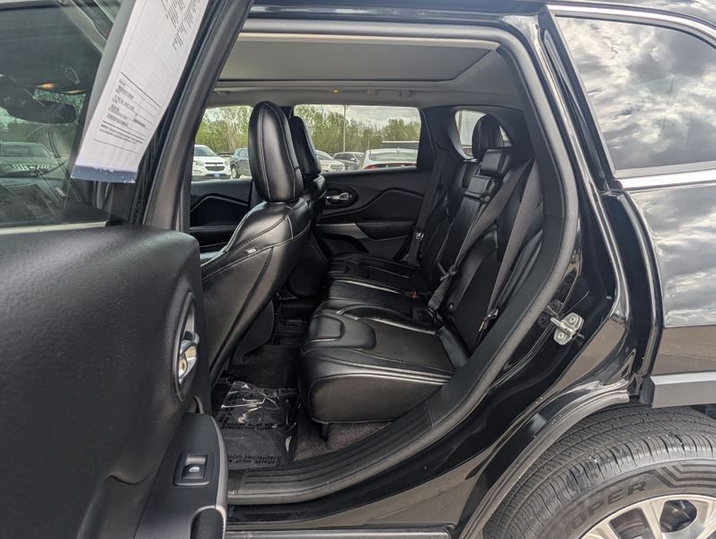 2019 Jeep Cherokee Image 19