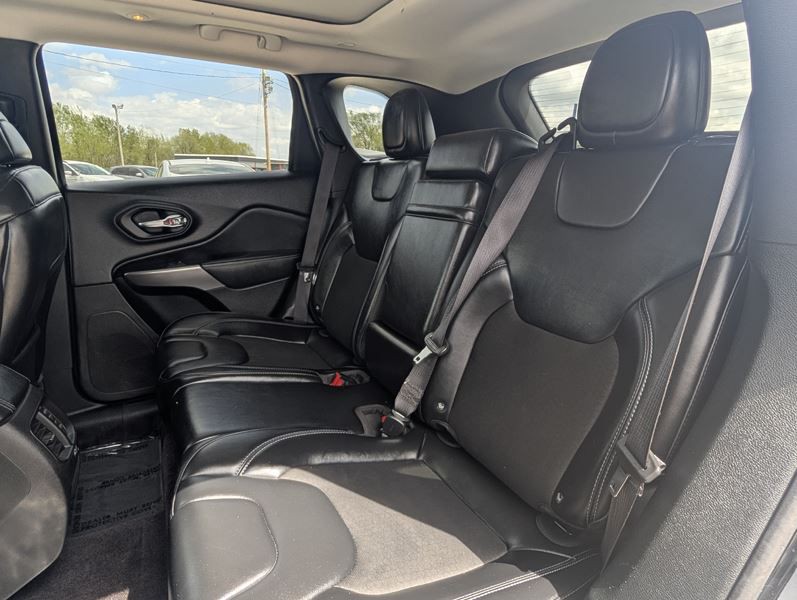 2019 Jeep Cherokee Image 20