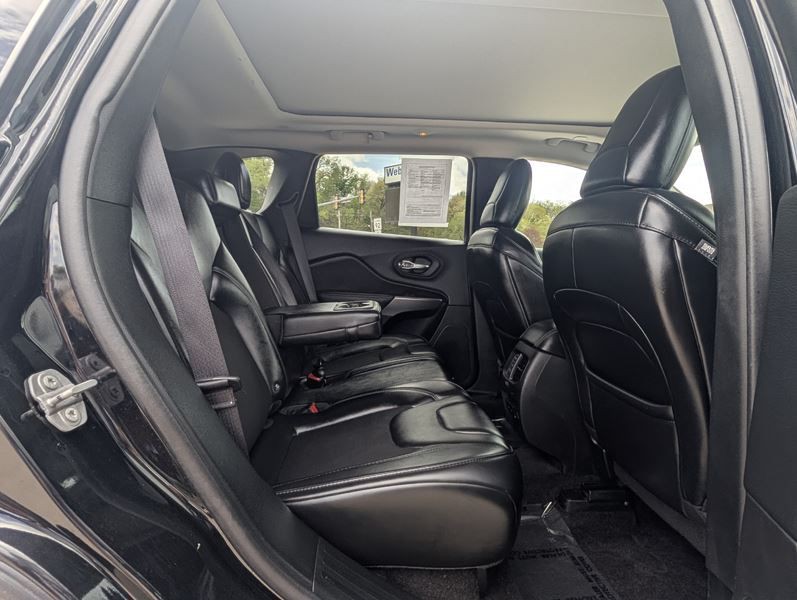 2019 Jeep Cherokee Image 22