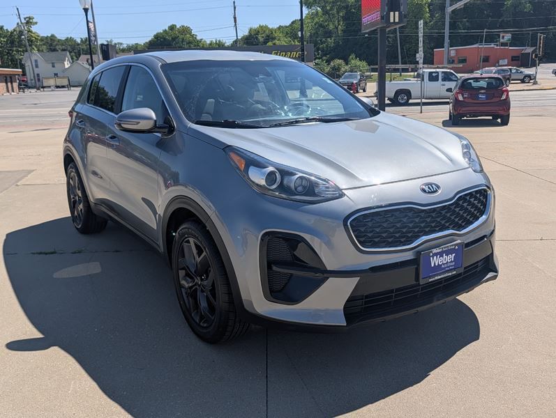 2022 Kia Sportage Image 2