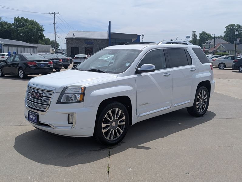 2016 GMC Terrain Image 1