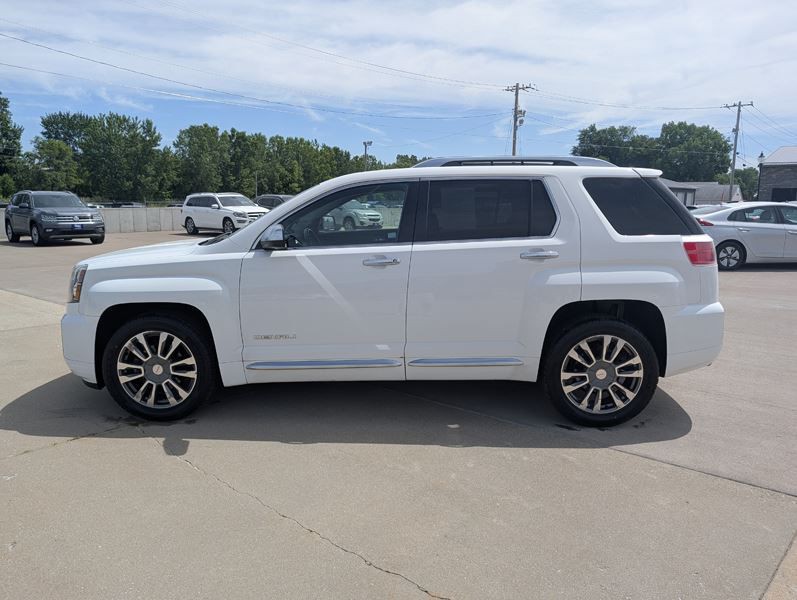 2016 GMC Terrain Image 5