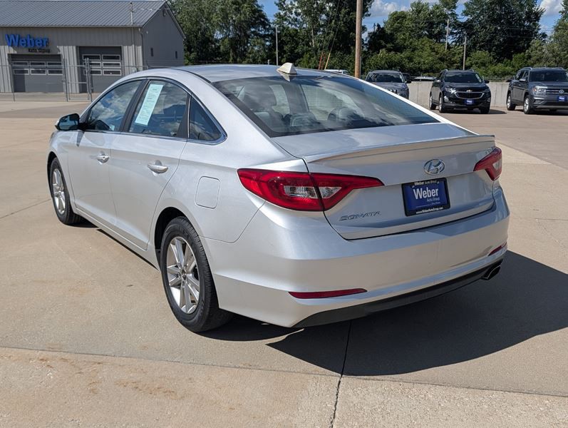2017 Hyundai Sonata Image 6