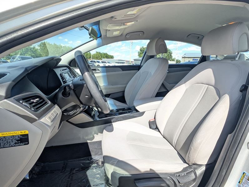 2017 Hyundai Sonata Image 14