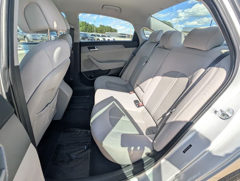 2017 Hyundai Sonata Image 16