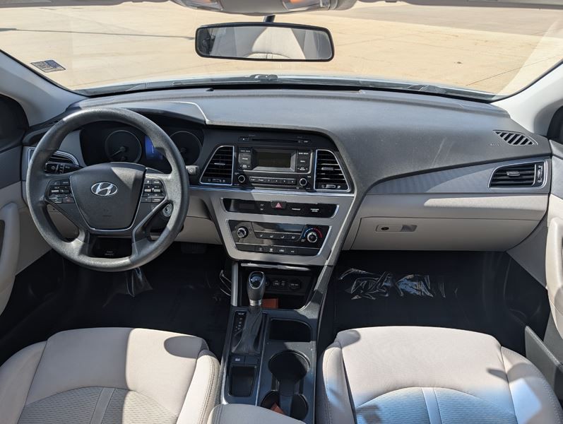 2017 Hyundai Sonata Image 22