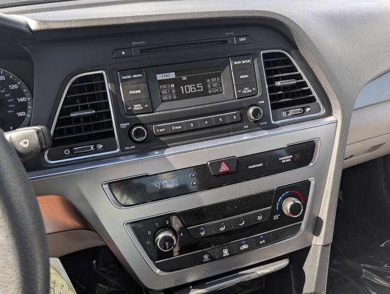 2017 Hyundai Sonata Image 25