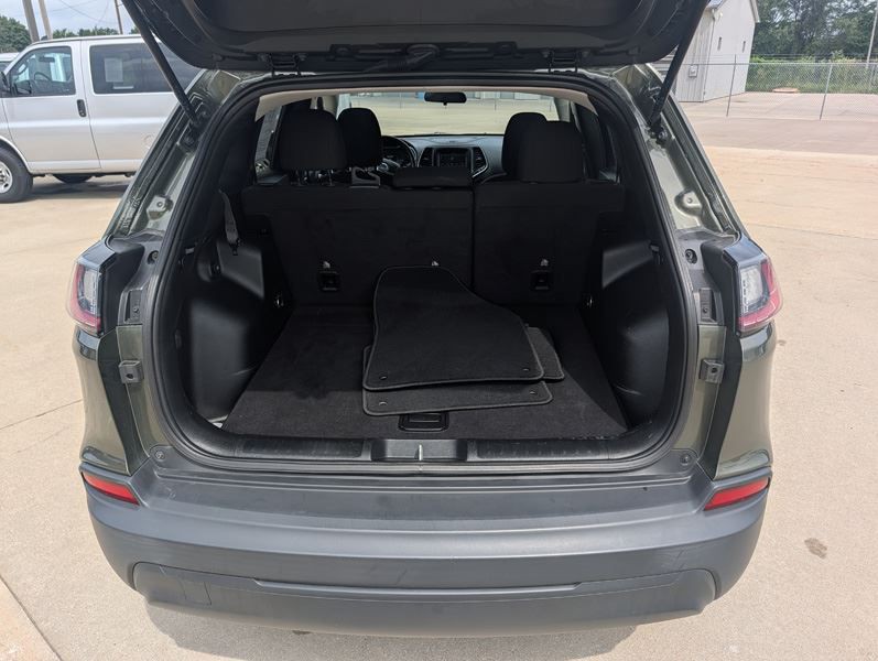 2019 Jeep Cherokee Image 10