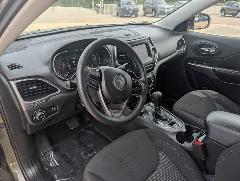 2019 Jeep Cherokee Image 14