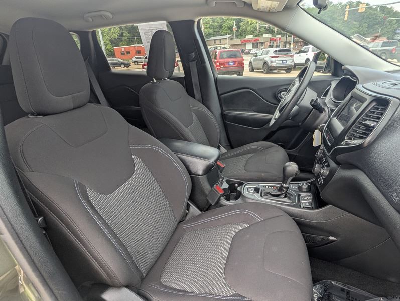 2019 Jeep Cherokee Image 17