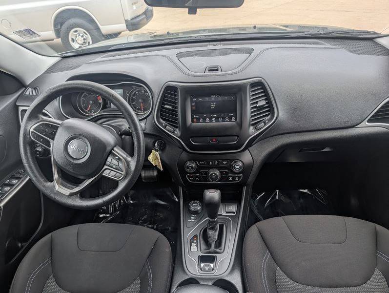 2019 Jeep Cherokee Image 20