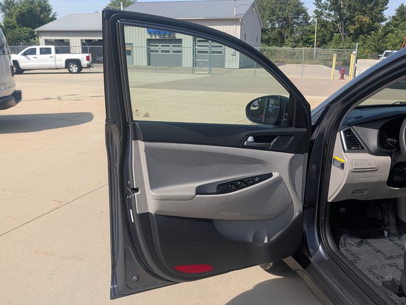 2018 Hyundai Tucson Image 12