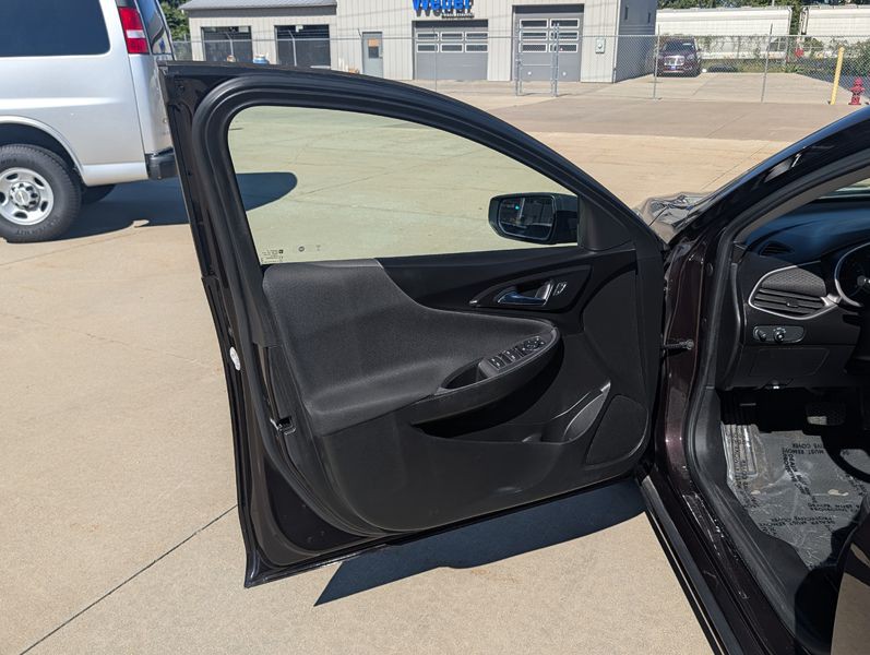 2020 Chevrolet Malibu Image 13